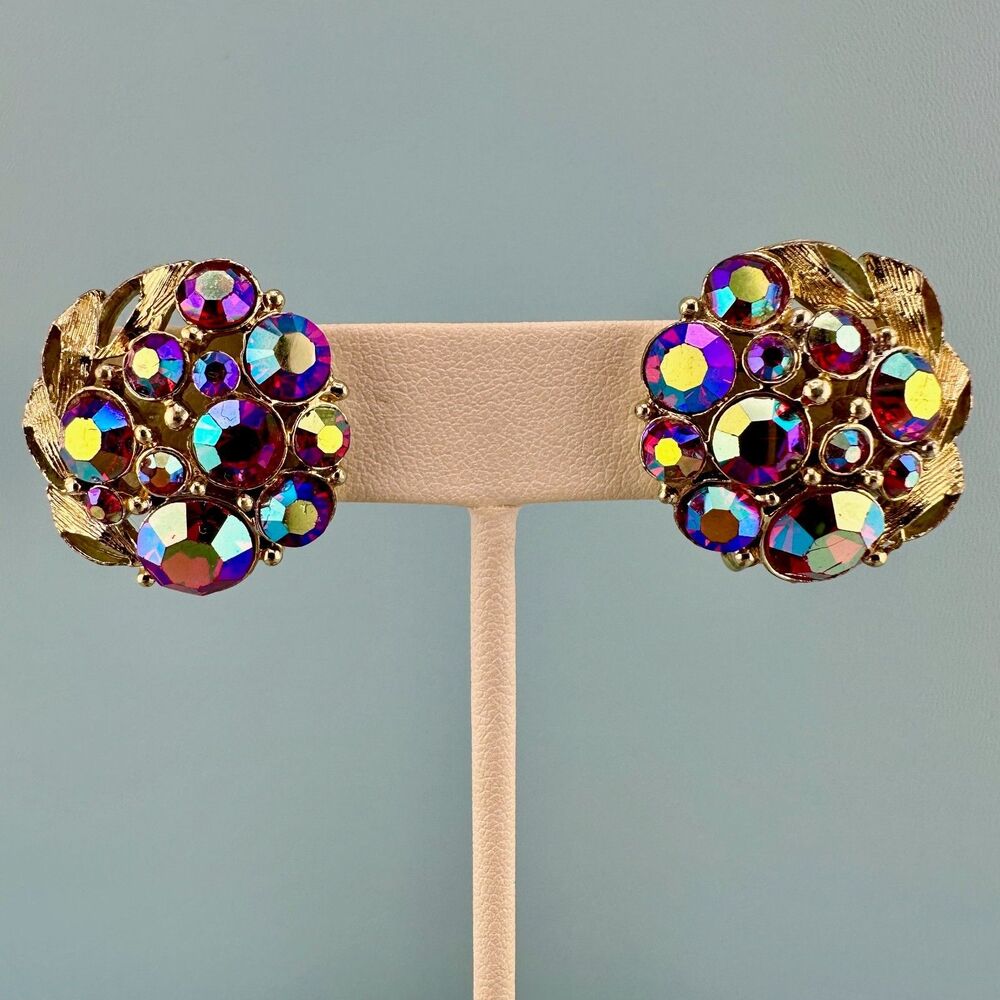 Vintage Kramer Rhinestone Earrings Pink Aurora Borealis Gold Tone Clip On Signed - Picture 3 of 10